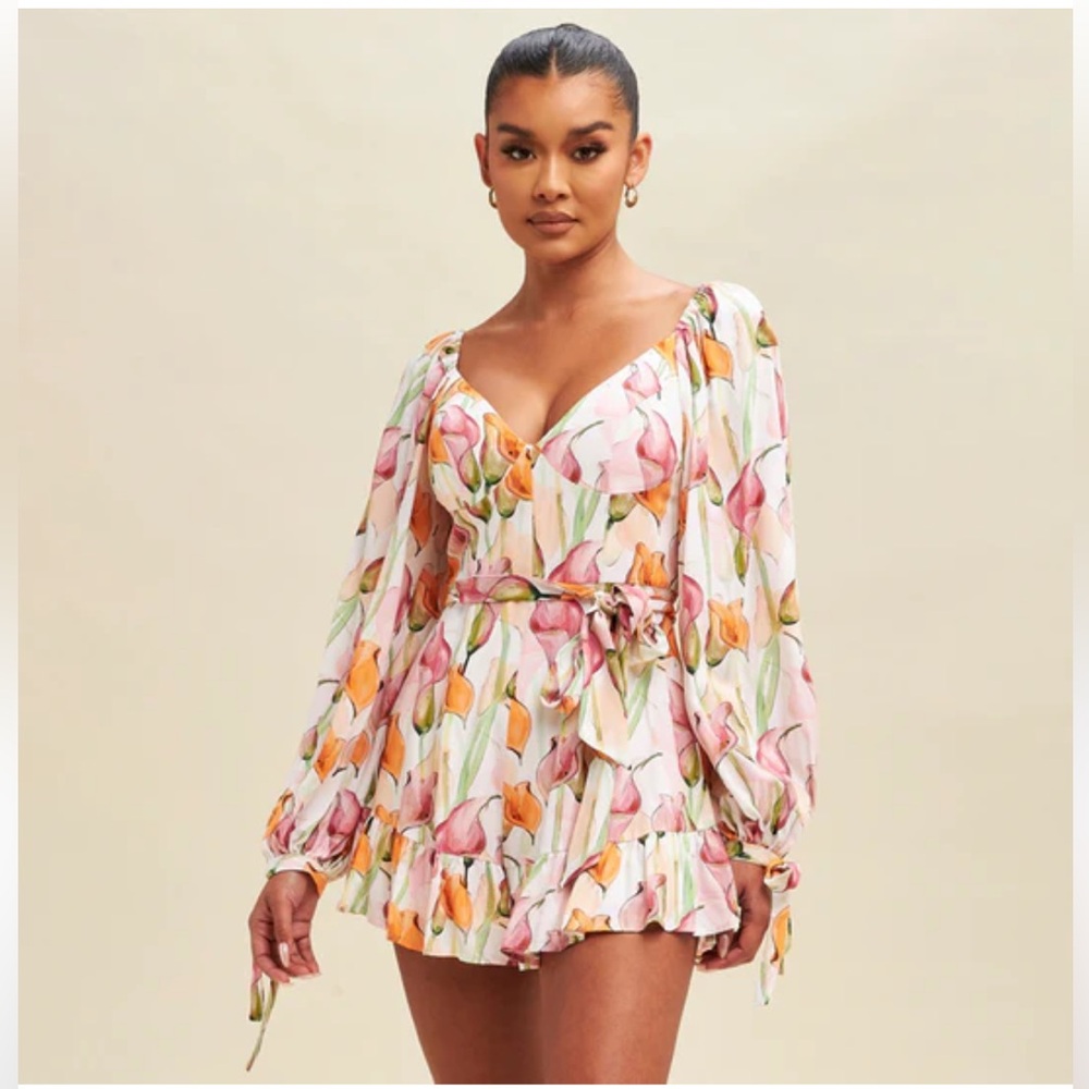 Luxxel Floral Long Sleeves Girly Romper Pick of Party Feminine Size M